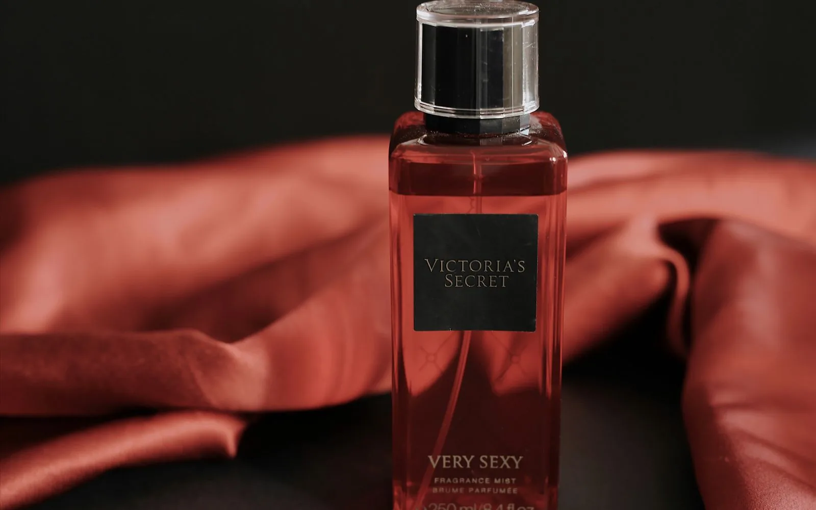 How to Improve Perfume Longevity: A Guide for Brand Owners